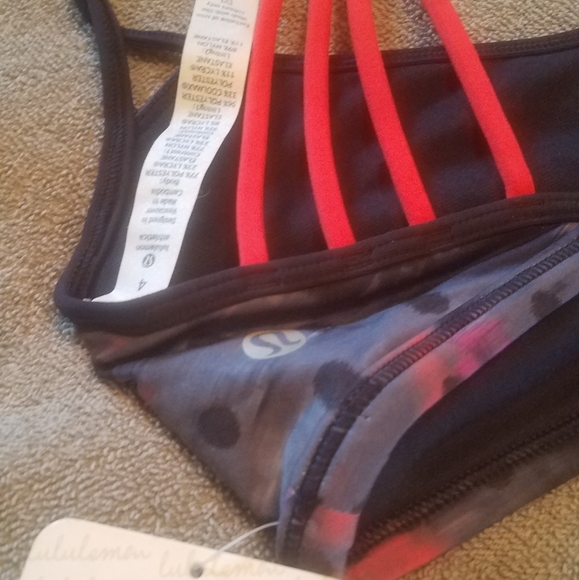 Lululemon Lighten Up Bra - Picture 2 of 4